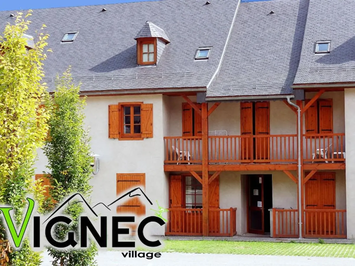 Appartement 2 Pieces Pour 6 Personnes Avec Piscine A Vignec Pres De Saint-Lary-Soulan - Fr-1-504-84 0*,